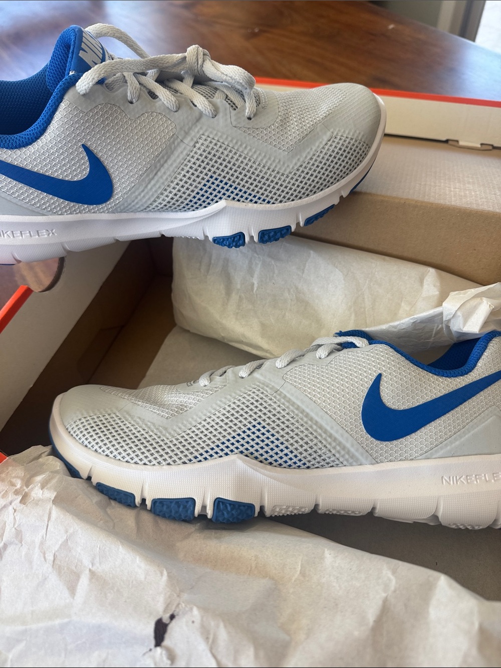 Nike Flex Light Gray and Blue Athletic Sneakers